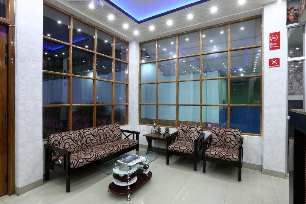 Hotel Parshuram Guwahati Exteriör bild