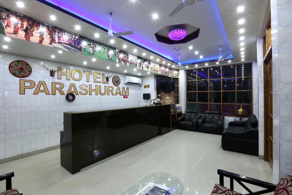 Hotel Parshuram Guwahati Exteriör bild